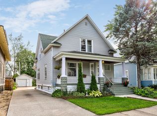 264 W 17th St, Holland, MI 49423