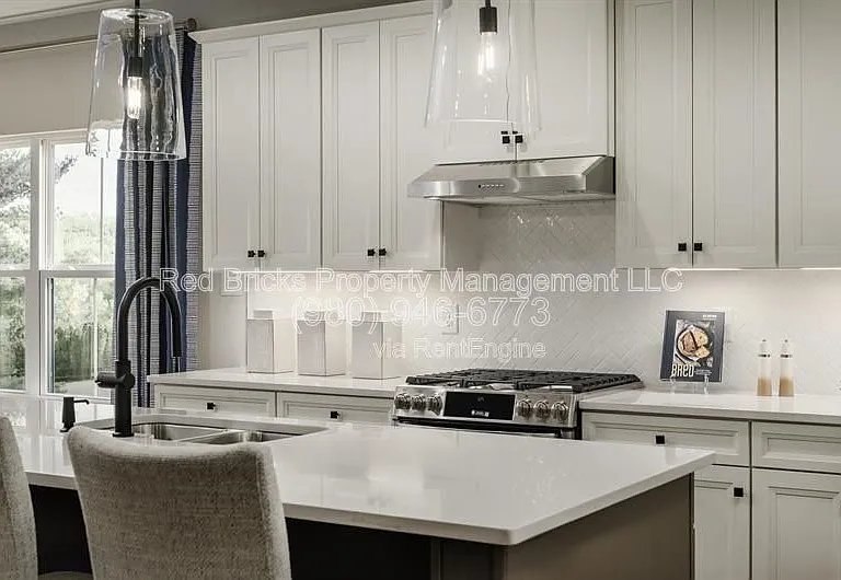 1824 Giana Ln — Photo 7