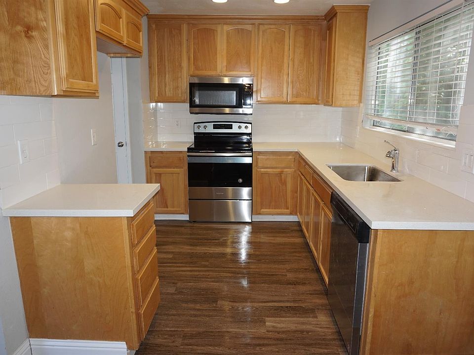 1st image of 59 Kelso Cir