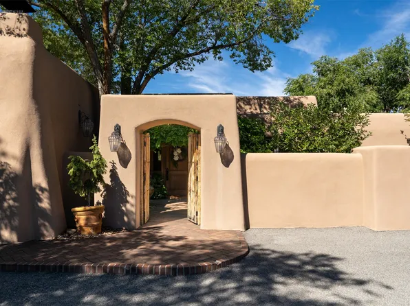 1314 Madrid Rd, Santa Fe, NM 87505