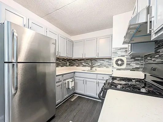 Rented by MySpaceNYC | media 5