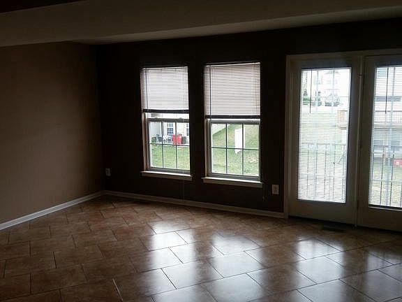 Large Sunroom off kitchen