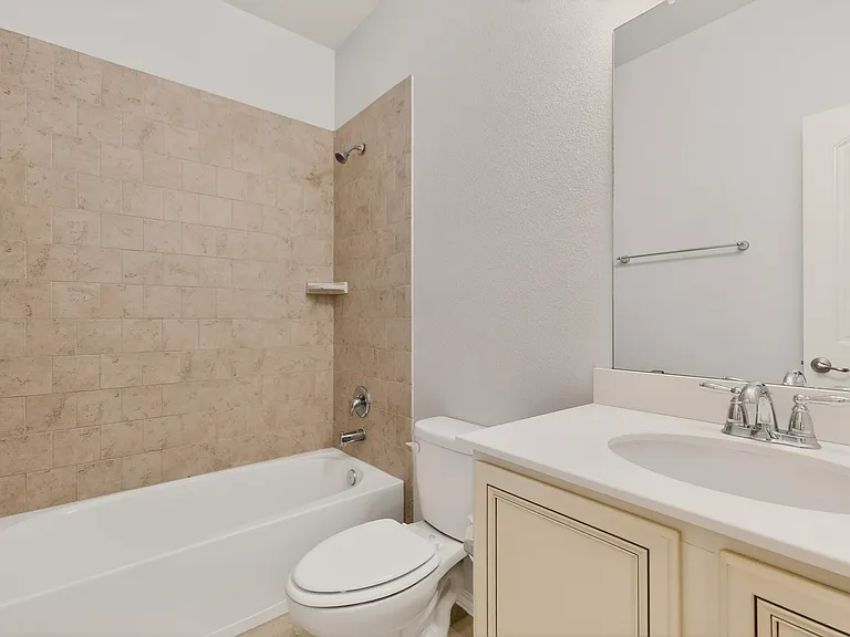 781 Lancashire Ln — Photo 29