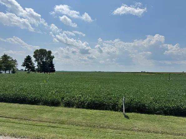 Clarksburg Pike, New Holland, OH 43145