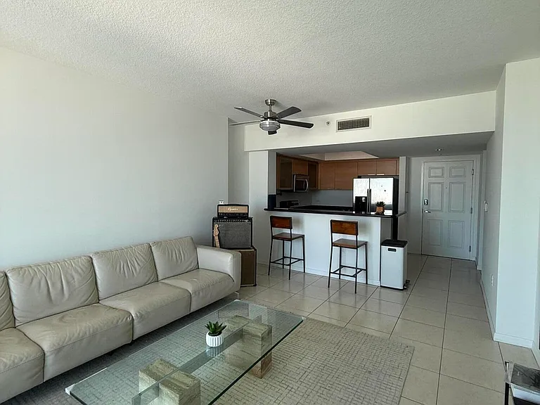 140 S Dixie Hwy #905 — Photo 13