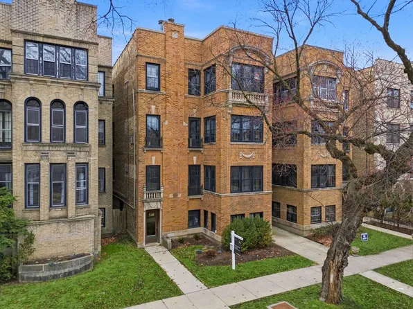 540 Sheridan Rd APT 3, Evanston, IL 60202