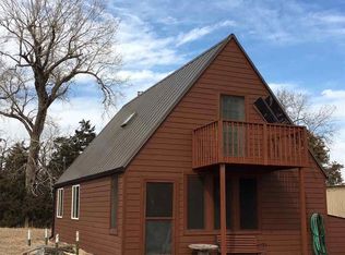 N Raymond Rd, Sterling, KS 67579