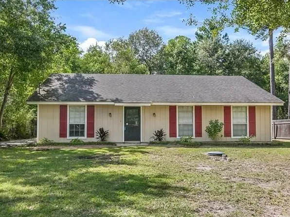 106 De Val Dr, Mandeville, LA 70471