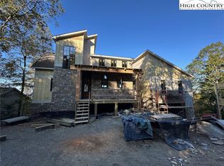 206 Spruce Pine Trl, Blowing Rock, NC 28605