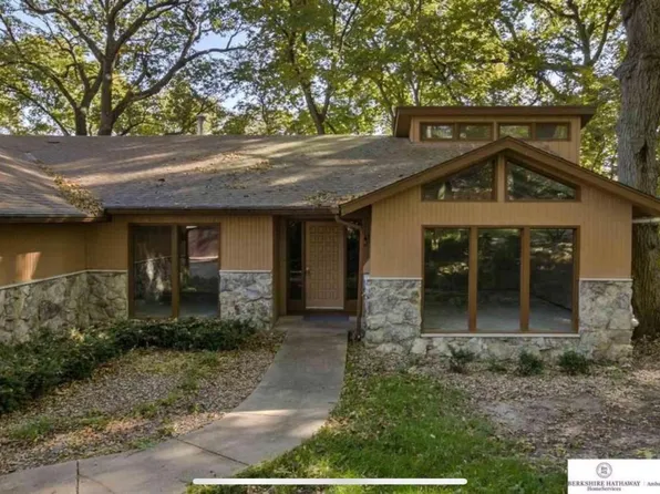 503 Ridgewood Dr, Bellevue, NE 68005