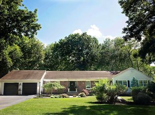 7 Goose Cove Ln, Ramsey, NJ 07446