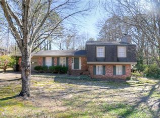 1112 E Samford Ave, Auburn, AL 36830