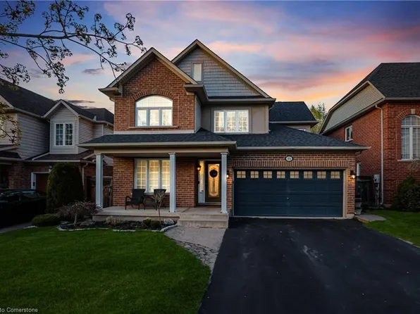 31 Chardonnay Pl, Grimsby, ON L3M 5S6