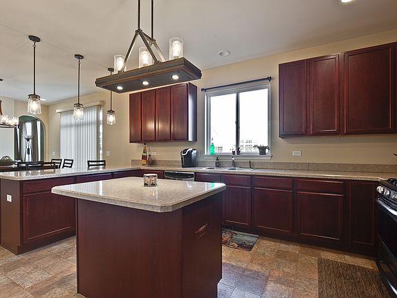 5th image of 1456 Baroque Ave