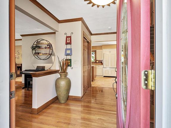 3rd image of 4699 Belfield Dr