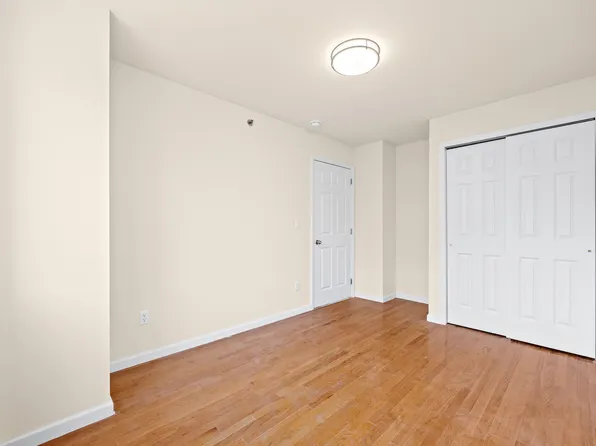 91-23 Corona Avenue image 8 of 13