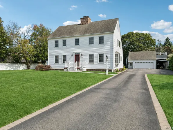 78 Oak Road, Bayport, NY 11705