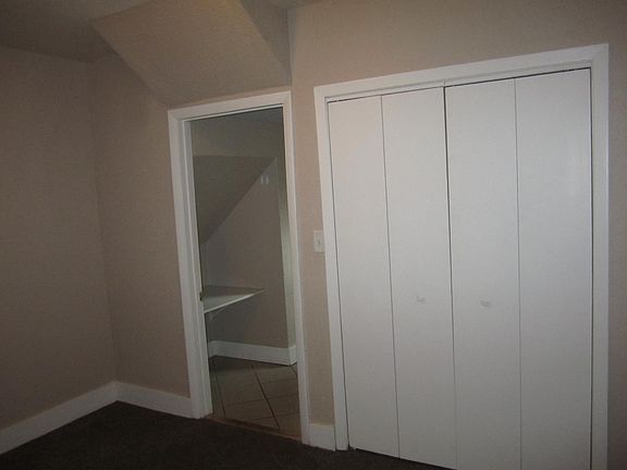 5th image of 408 1/2 W 2nd St
