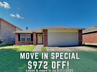 1908 Shasta View Dr, Justin, TX 76247