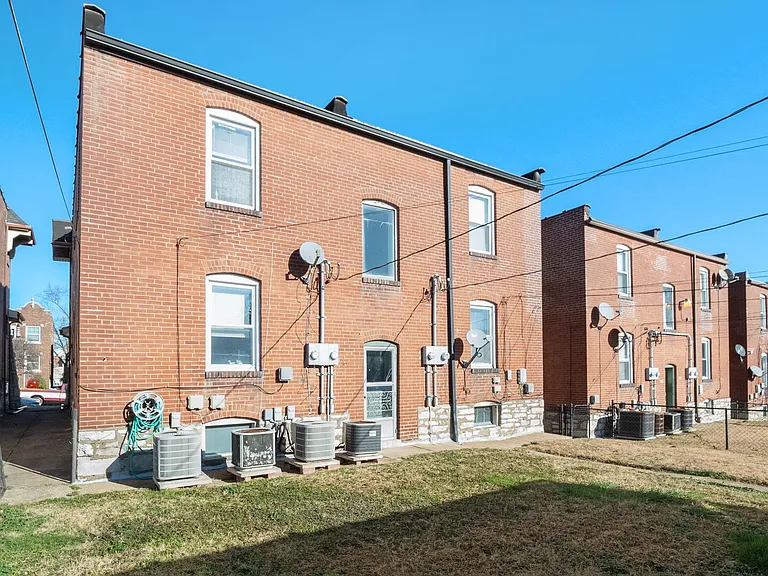 5034 Mardel Ave #1F — Photo 16