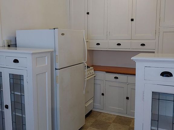3rd image of 2446 Colfax Ave S #105