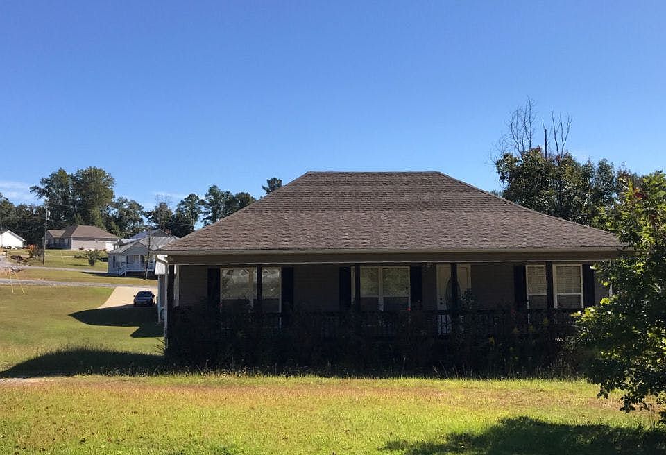 1st image of 8 Woodbrook Dr