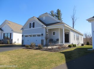 45 Bradley Cir, Halfmoon, NY 12065