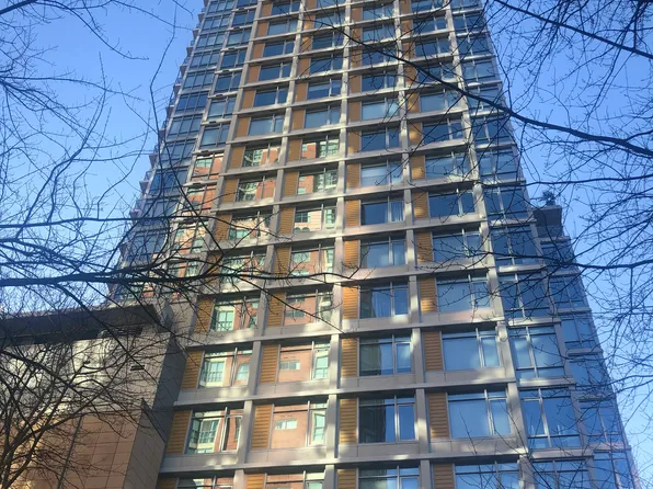 1028 Barclay St #503, Vancouver, BC V6E 0B1
