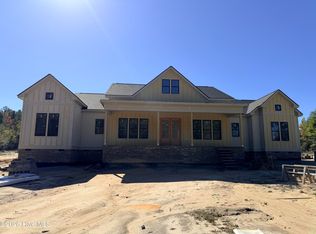 235 Schmidt Ln, Cameron, NC 28326