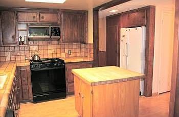 4th image of 1347 Aliso Pl