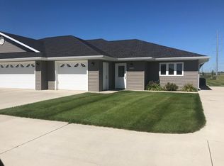 3405 Nebraska Dr, Bismarck, ND 58503