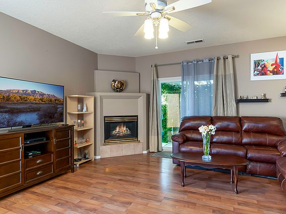 5th image of 7315 Natalie Janae Ln NE