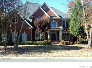 8602 Edgewood Grv, Charlotte, NC 28226
