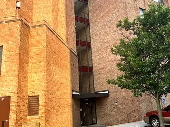 5348 N Cumberland Ave APT 204, Chicago, IL 60656