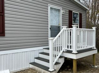 105 S Main St, Seabrook, NH 03874