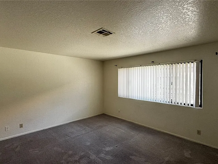 5044 S Rainbow Blvd #104 — Photo 15
