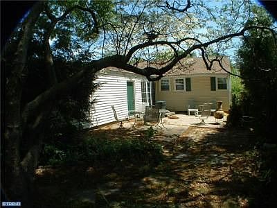 3rd image of 9 Woodhampton Dr