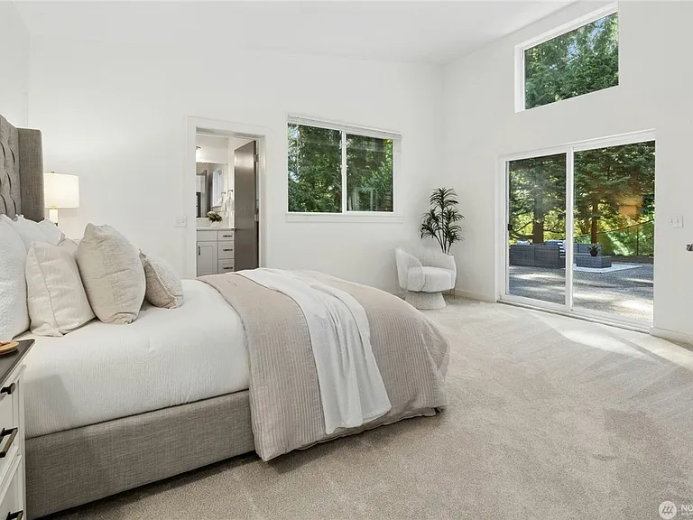19016 Firlands Way N — Photo 33