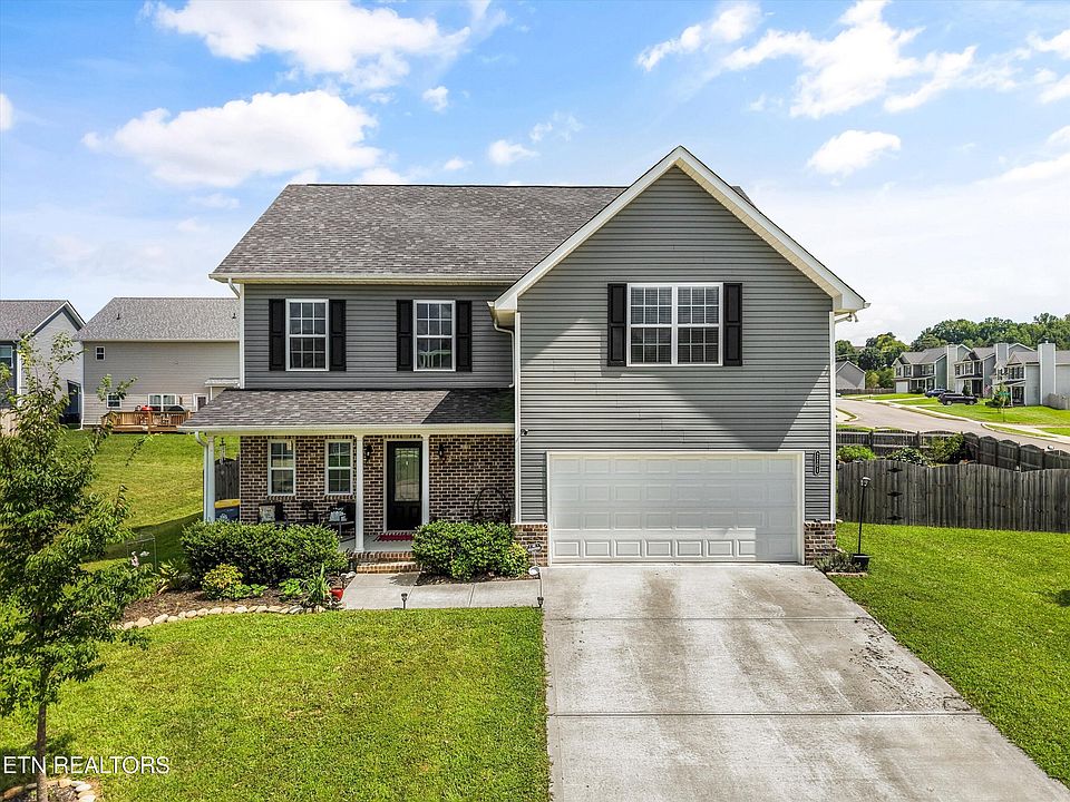 1st image of 2701 Farmhouse Dr