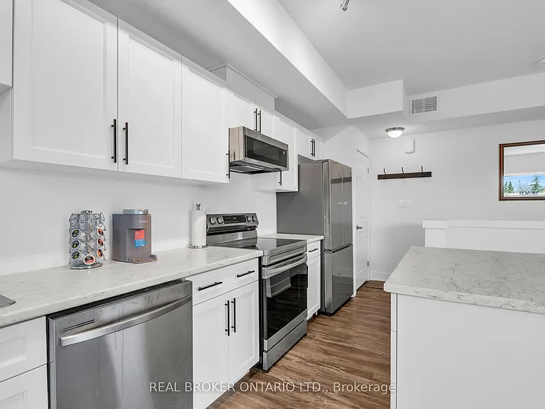 17 Centre St #311 — Photo 15