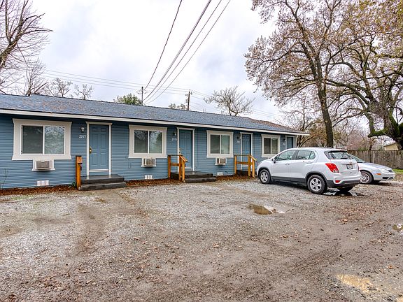 2nd image of 2981 Acacia Way