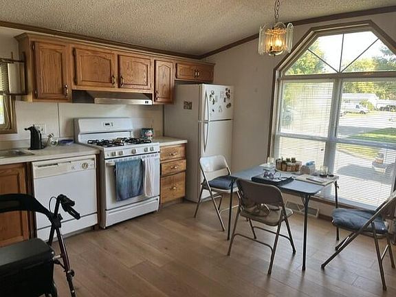 5th image of 3200 S 21st St