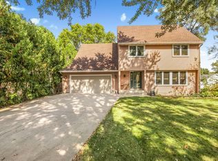 1404 Goettens Way, Saint Cloud, MN 56301