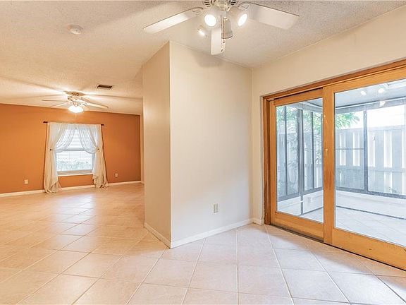 5th image of 7104 Coronado Ct