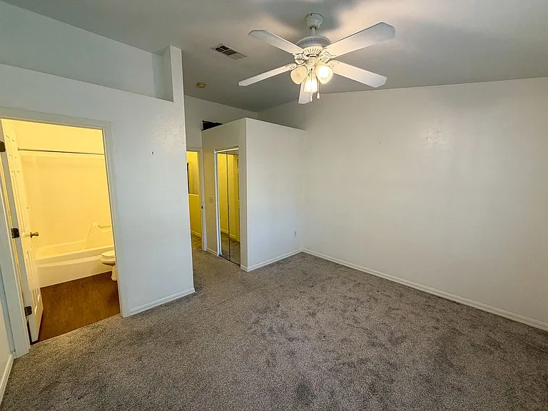3521 SW 30th Way #105 — Photo 15