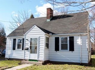 164 Burnham St, Hartford, CT 06112