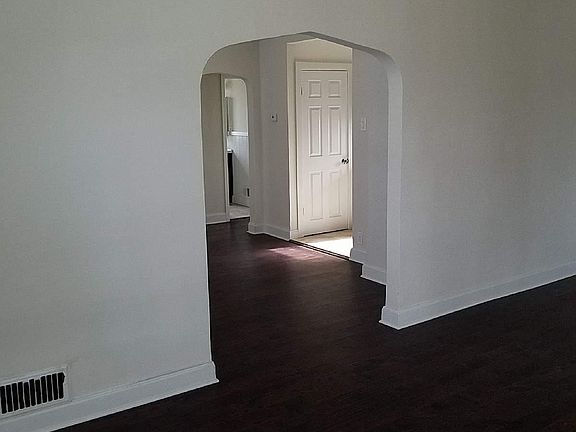 3rd image of 2930 Cortelyou Pl