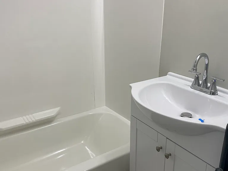 127 Cyman Dr #2 — Photo 3
