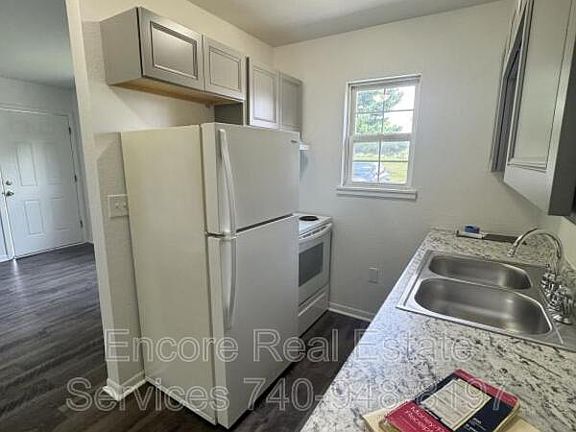 5th image of 537 New Haven Ct