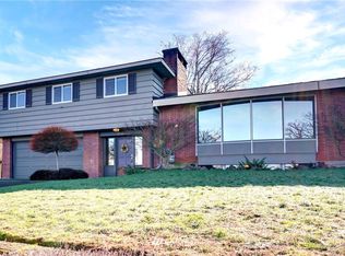 8518 42nd St W, University Place, WA 98466